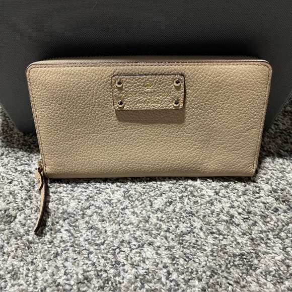 Kate Spade Black Grove Street Neda Wallet Cream - Picture 1 of 7